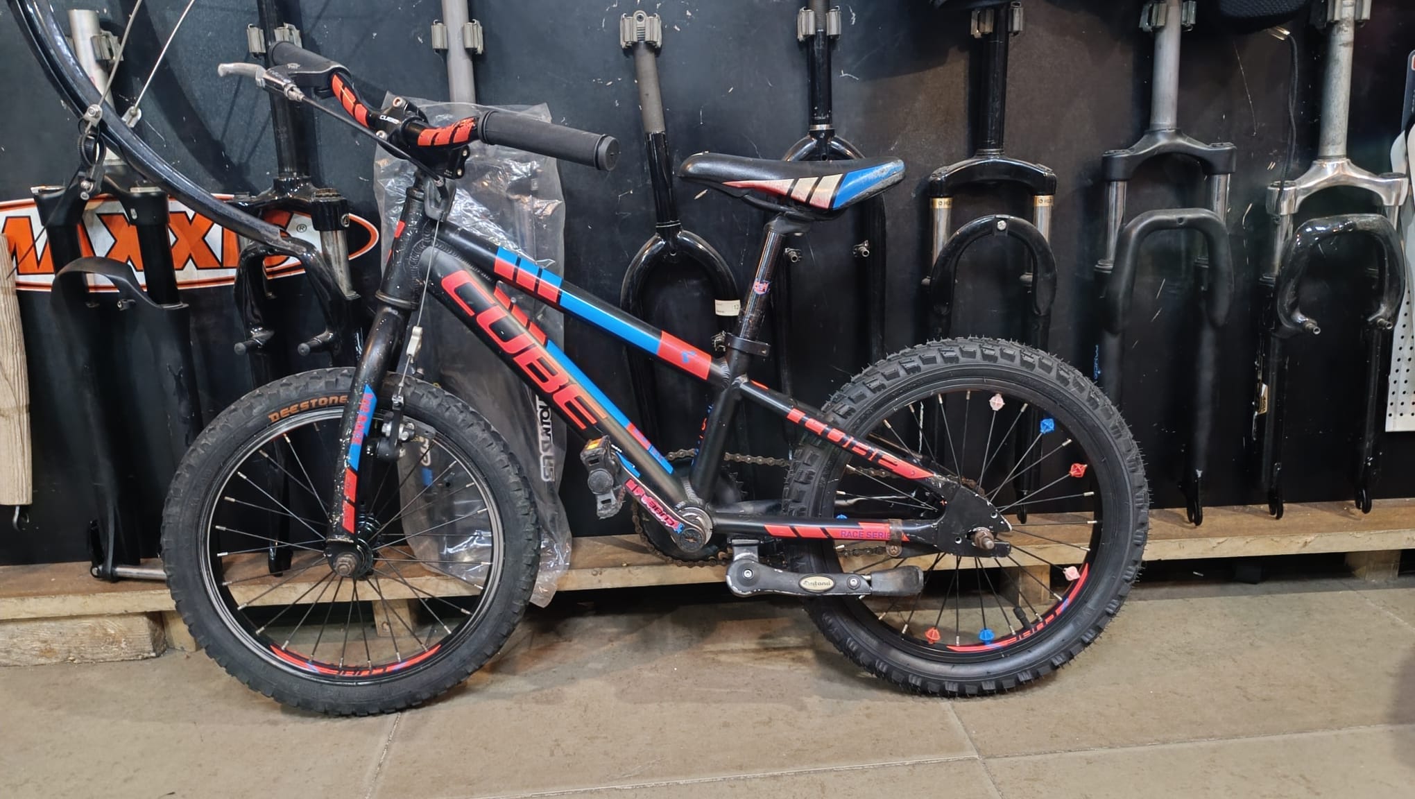Bicicletă Copii Cube Race Series – Second Hand Verificată