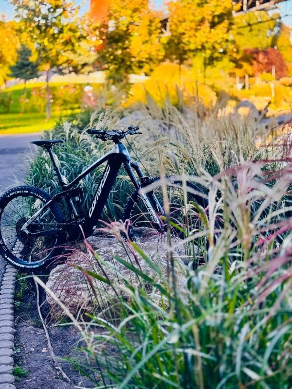 Bicicletă Electrică MTB Full-Suspension Motor Bosch 85Nm 750Wh Corratec RS 160 Factory – Bicicleta Second Hand Ocazie
