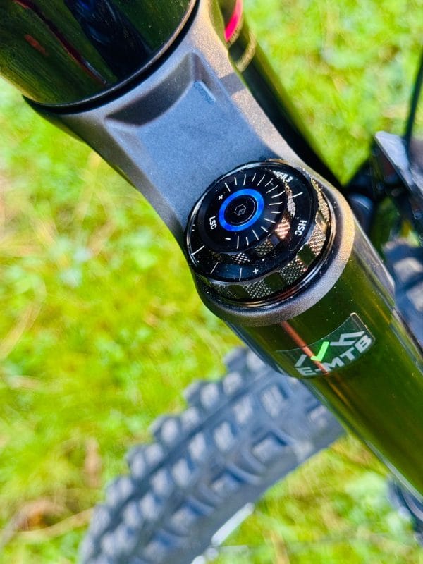 Bicicletă Electrică MTB Full-Suspension Motor Bosch 85Nm 750Wh Corratec RS 160 Factory – Bicicleta Second Hand Ocazie