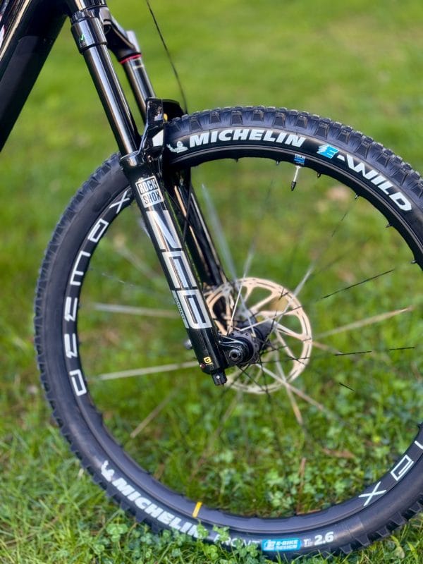 Bicicletă Electrică MTB Full-Suspension Motor Bosch 85Nm 750Wh Corratec RS 160 Factory – Bicicleta Second Hand Ocazie